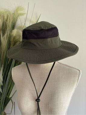 Pugs Larry Boonie Sun Hat NWT Mesh Inset Sun Gorpcore Hiking Adult Unisex Green